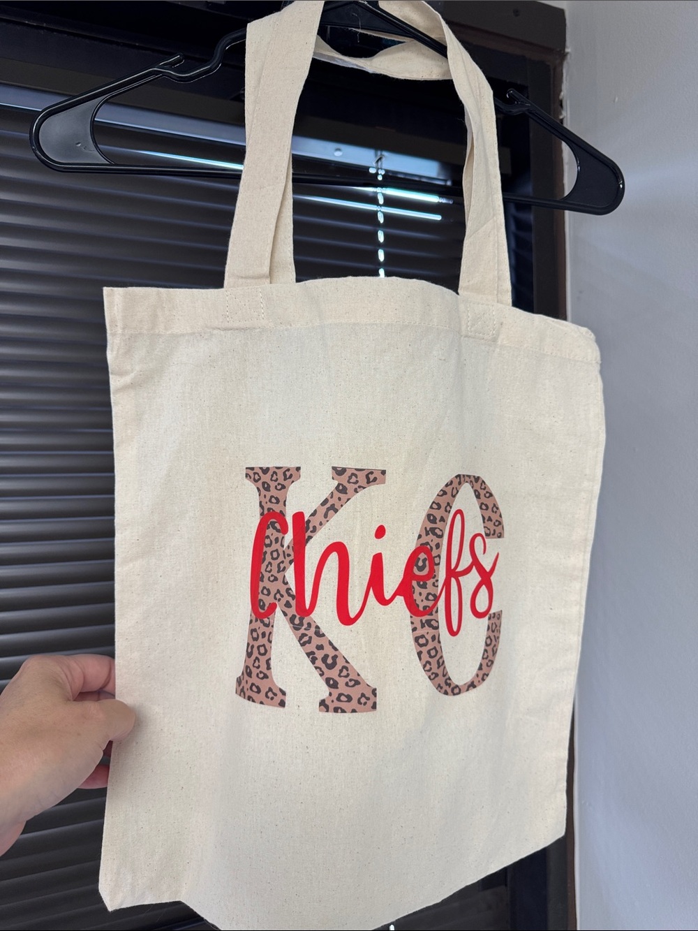 Canvas Tote Bag with Leopard KC Graphic in Natural and Red